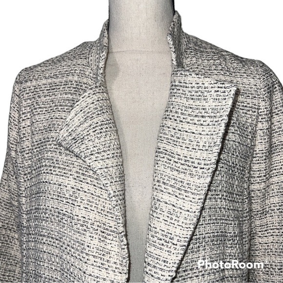 Banana Republic womens size 2P long sleeve jacket textured new without price tag - Picture 3 of 12